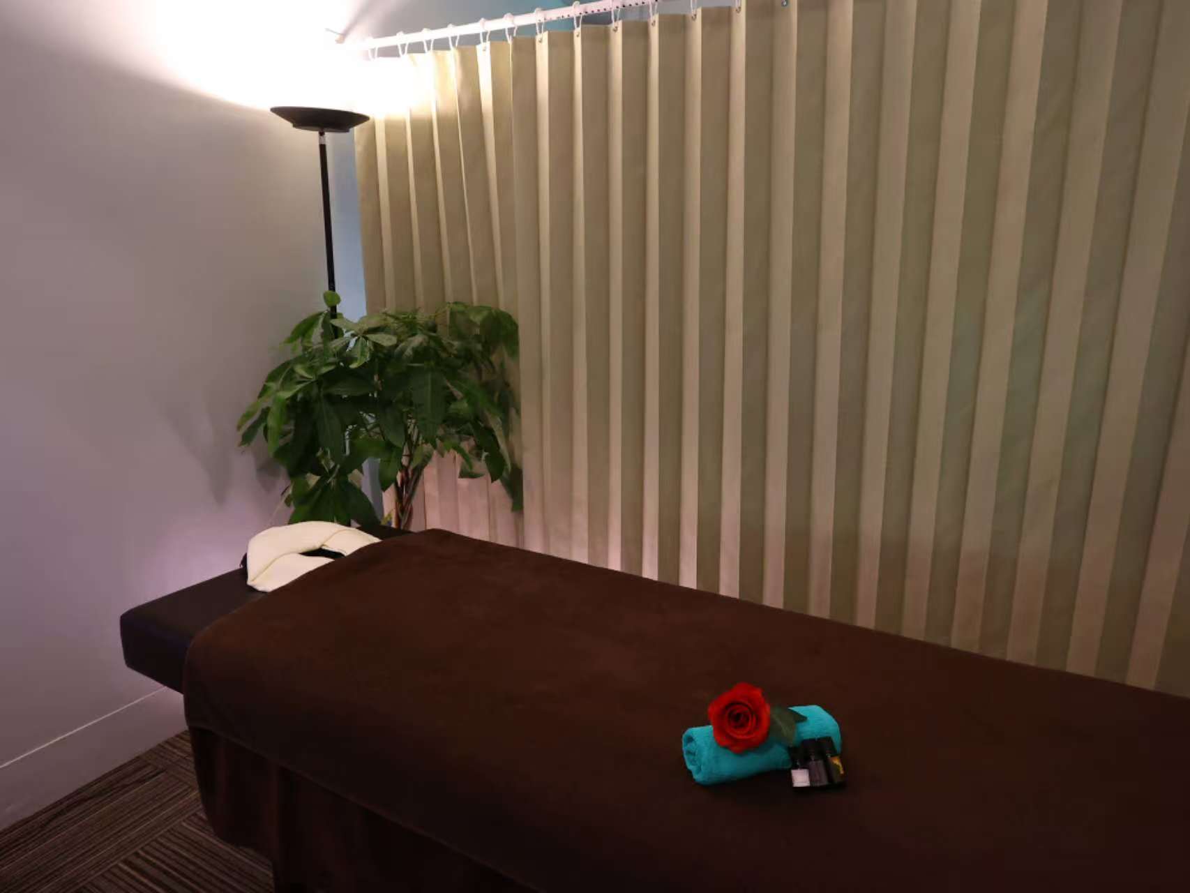 マッサージルーム